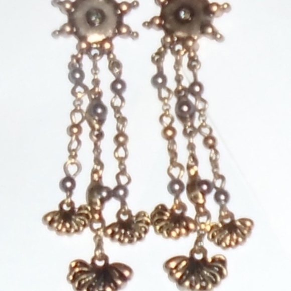 Long Dangling pendant Earrings w/Faux pearls 3" Long Earrings - Betsey Johnson - Picture 4 of 7